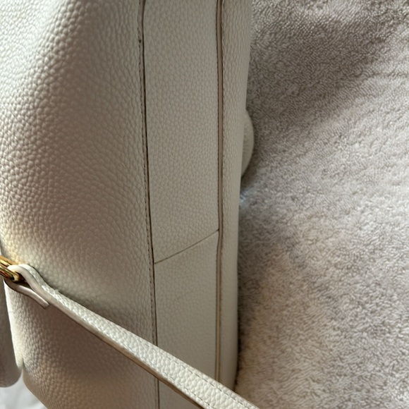 Steve Madden white purse, leather with long strap - Picture 8 of 12